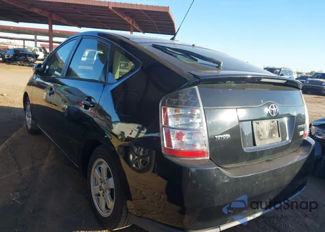 2005 Toyota Prius from USA, damaged, VIN JTDKB20U653086597